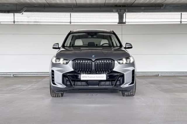 BMW X5 (2025) thumbnail 5