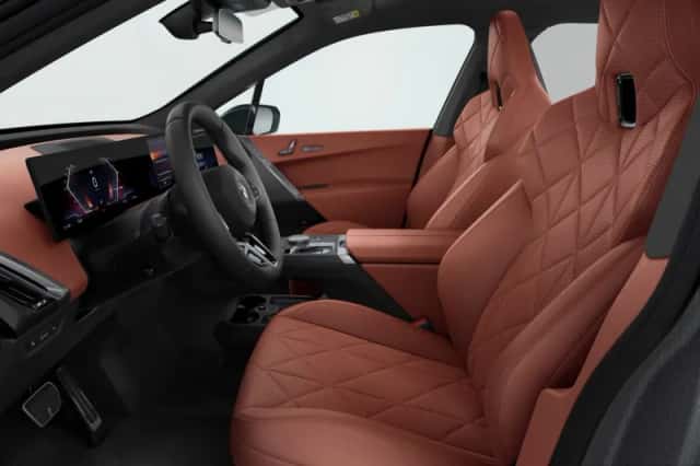 BMW iX (2026) thumbnail 4