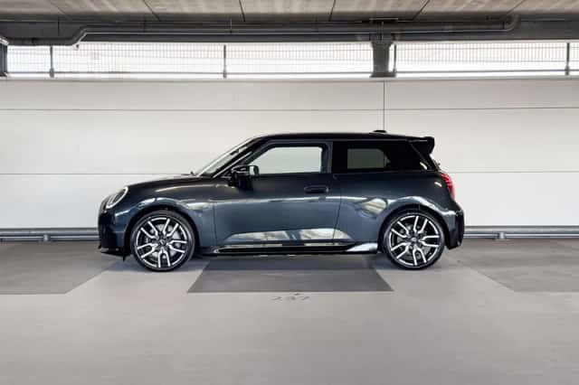 MINI Cooper (2026) thumbnail 2
