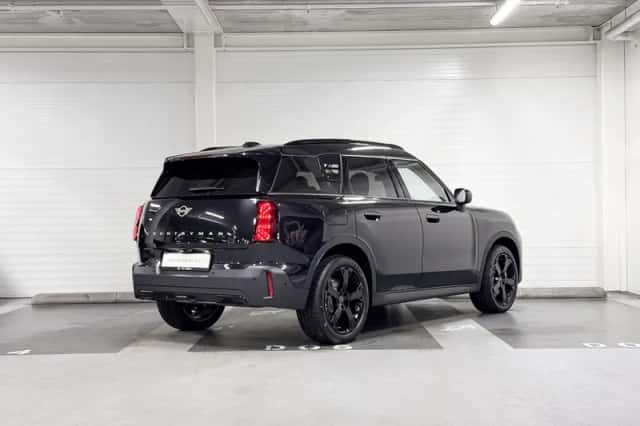 MINI Countryman (2025) thumbnail 6