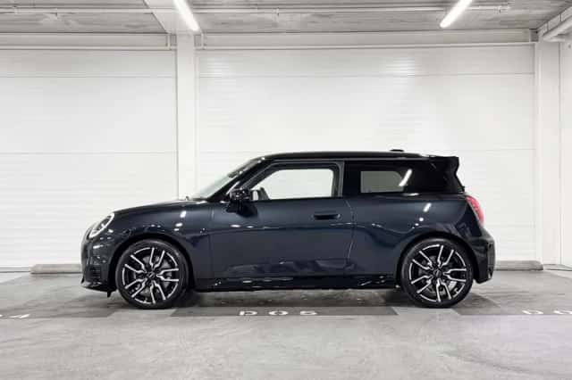 MINI Cooper (2026) thumbnail 3