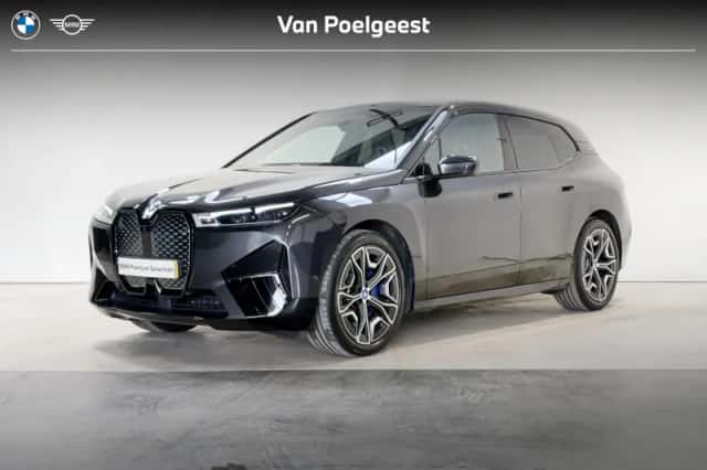 BMW iX (2022) thumbnail 1
