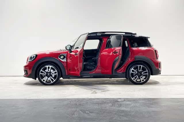 MINI Countryman (2023) thumbnail 3