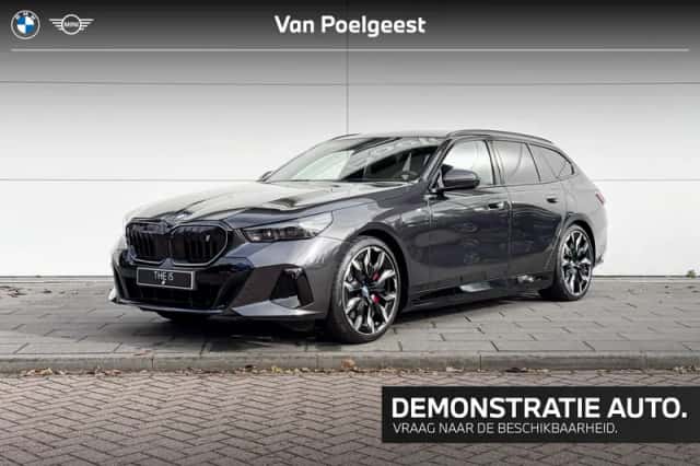 BMW i5 (2026) thumbnail 1