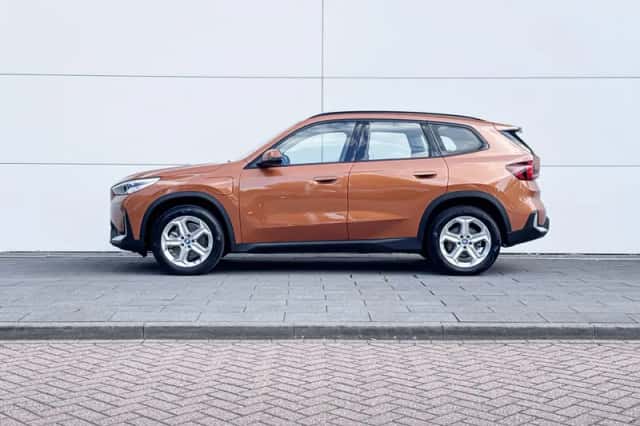 BMW X1 (2025) thumbnail 2