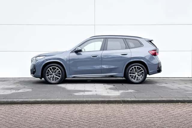 BMW X1 (2025) thumbnail 2