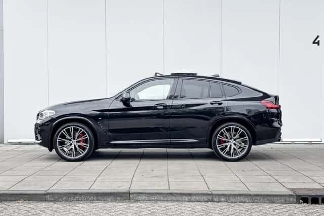 BMW X4 (2021) thumbnail 2
