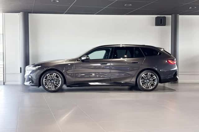BMW 5-Serie (2025) thumbnail 2