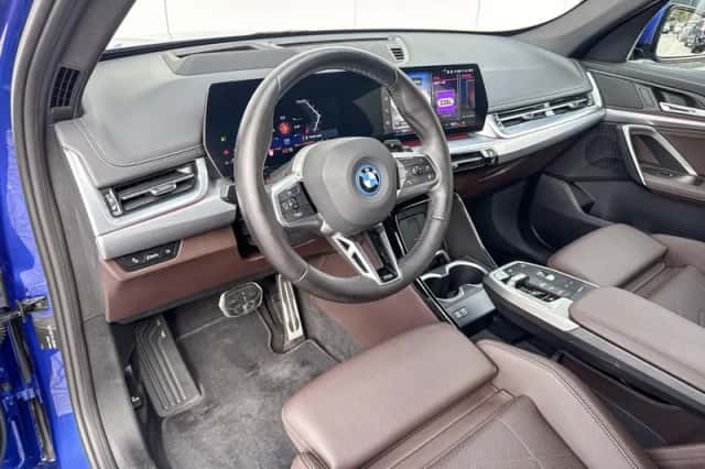 BMW X1 (2023) thumbnail 6
