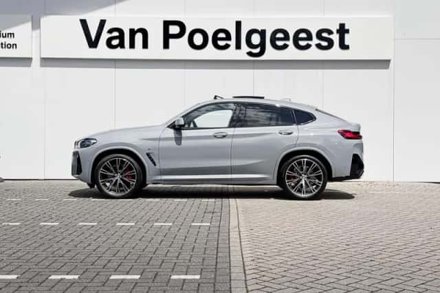 BMW X4 (2026) thumbnail 3