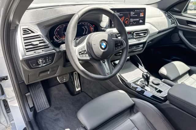 BMW X4 (2026) thumbnail 5