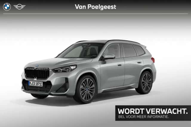 BMW iX1 (2023) thumbnail 1