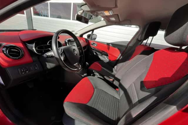 Renault Clio (2013) thumbnail 5