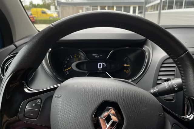 Renault Captur (2013) thumbnail 6
