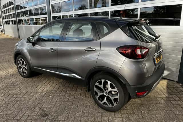 Renault Captur (2017) thumbnail 4