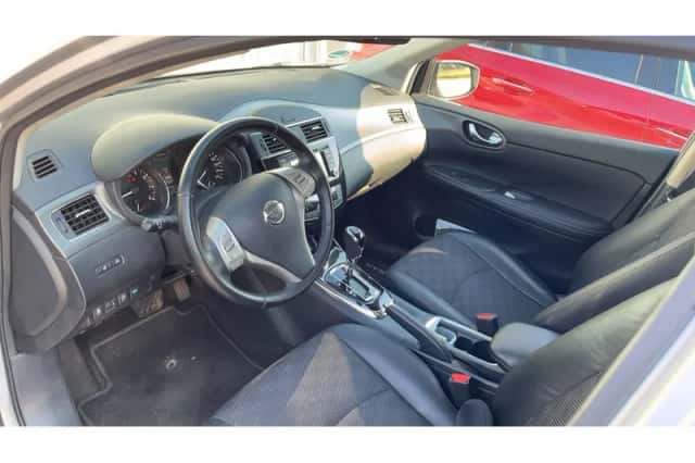 Nissan Pulsar (2018) thumbnail 3