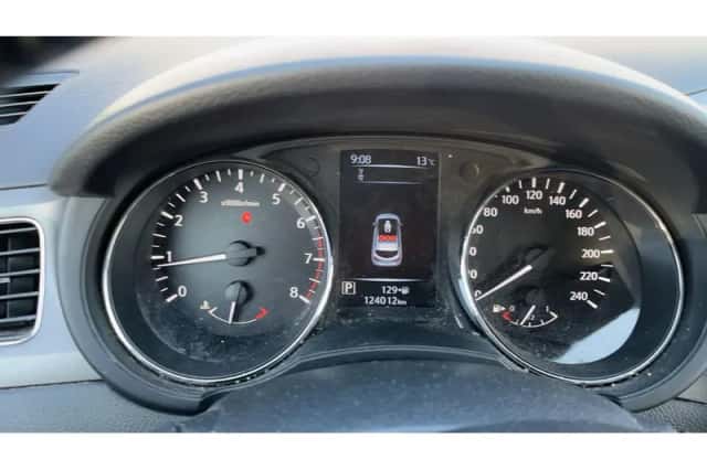 Nissan Pulsar (2018) thumbnail 4
