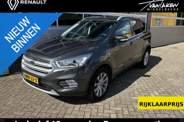 Ford Kuga (2019) thumbnail 1