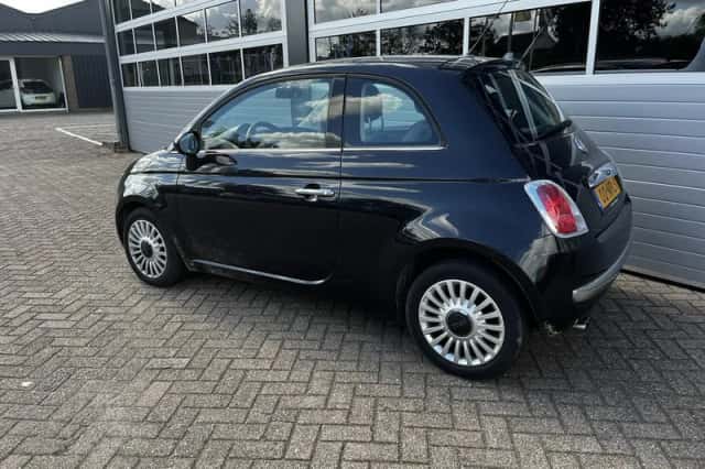 Fiat 500 (2010) thumbnail 3