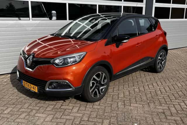 Renault Captur (2014) thumbnail 2