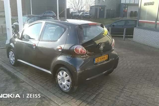 Toyota Aygo (2012) thumbnail 2