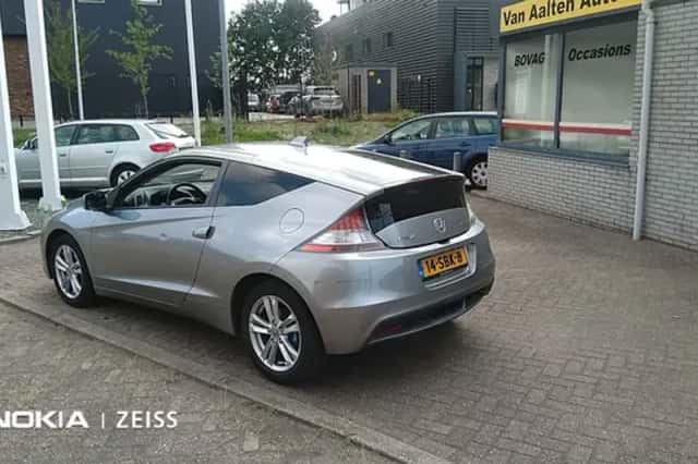 Honda CR-Z (2011) thumbnail 2