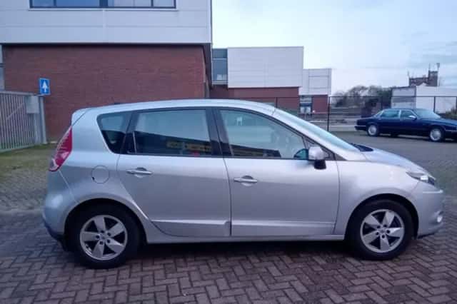 Renault Scénic (2010) thumbnail 5