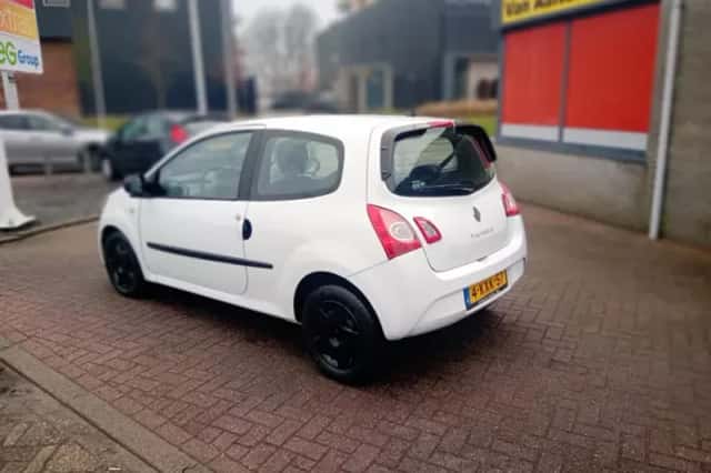 Renault Twingo (2013) thumbnail 2