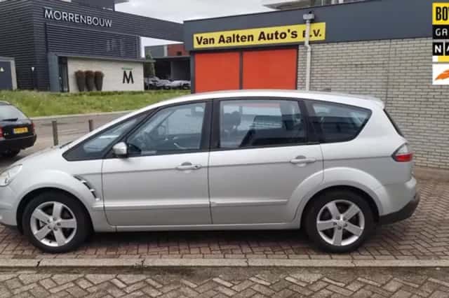 Ford S-Max (2008) thumbnail 1
