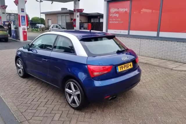 Audi A1 (2011) thumbnail 2