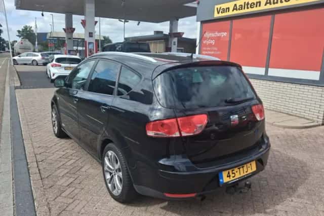 SEAT Altea XL (2012) thumbnail 2
