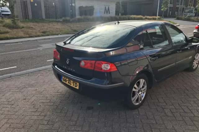 Renault Laguna (2007) thumbnail 4