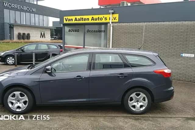 Ford Focus (2011) thumbnail 1