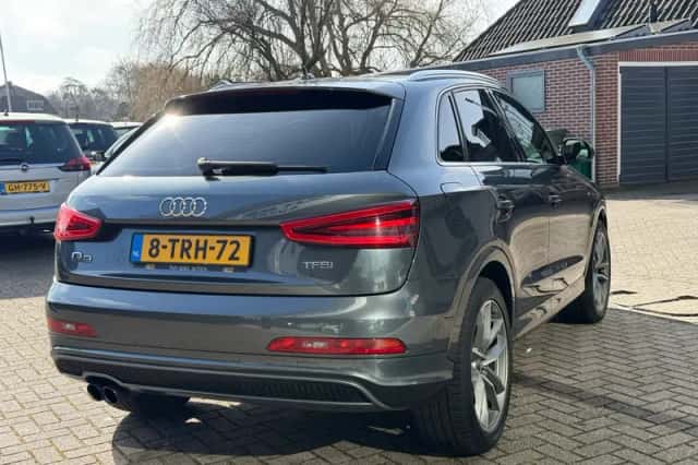Audi Q3 (2014) thumbnail 4
