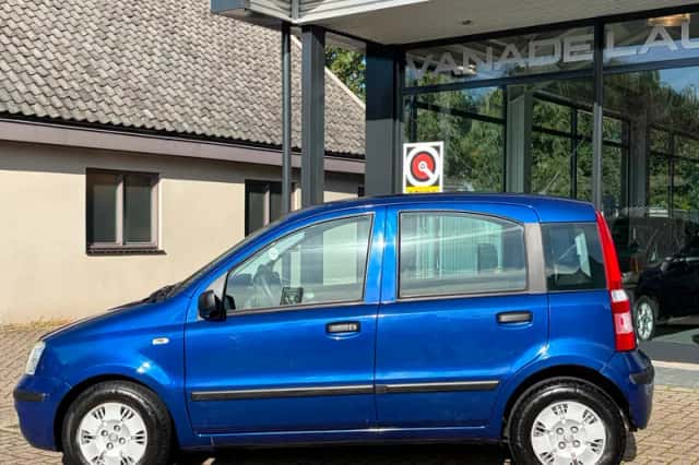 Fiat Panda (2009) thumbnail 2