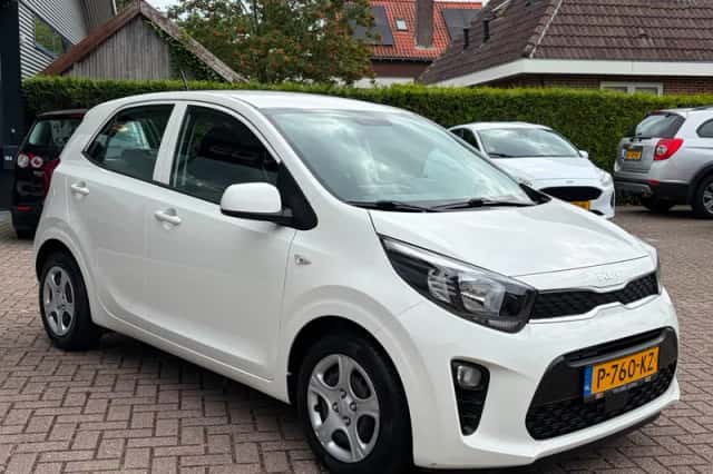 Kia Picanto (2022) thumbnail 6