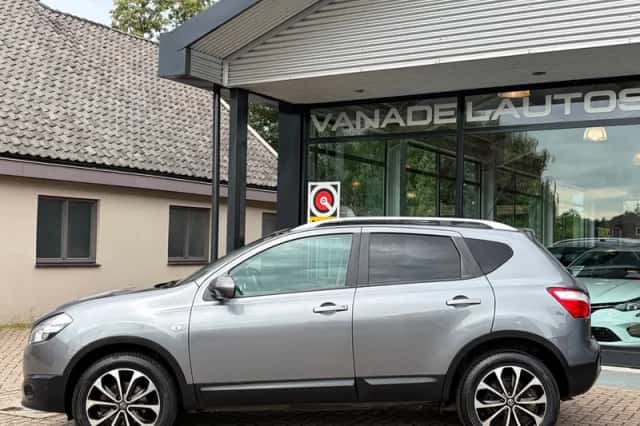 Nissan Qashqai (2012) thumbnail 2