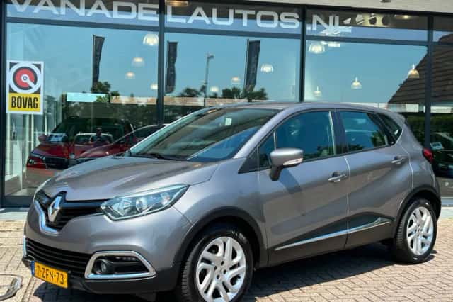 Renault Captur (2015) thumbnail 1
