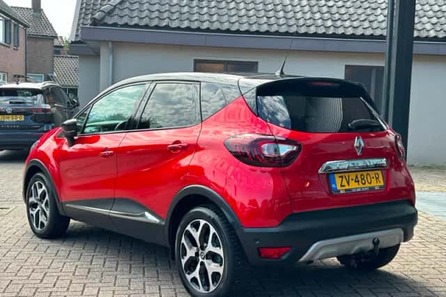Renault Captur (2019) thumbnail 3