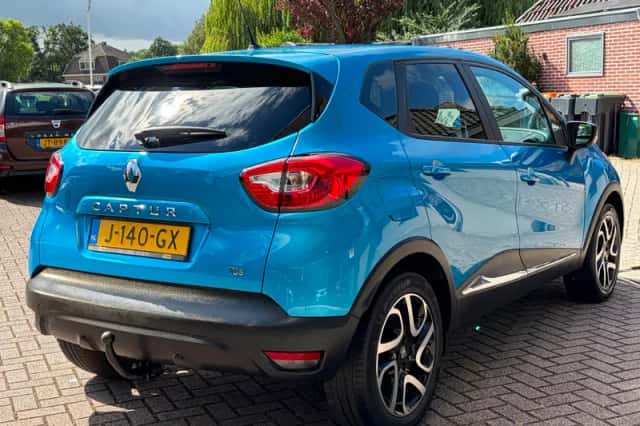 Renault Captur (2014) thumbnail 4