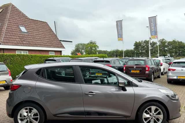 Renault Clio (2013) thumbnail 5