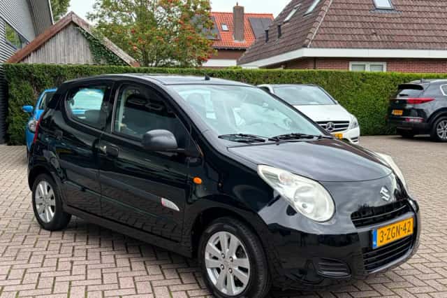Suzuki Alto (2015) thumbnail 6