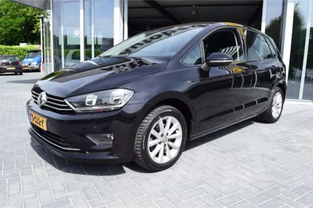 Volkswagen Golf Sportsvan (2015) thumbnail 3