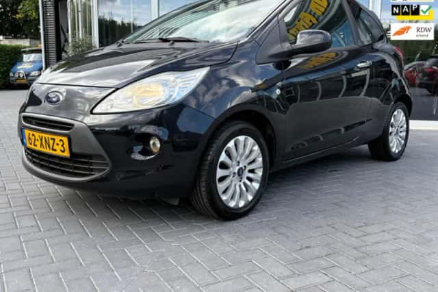 Ford Ka (2012) thumbnail 4