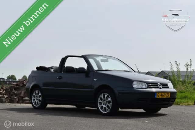 Volkswagen Golf (2001) thumbnail 1