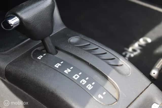 Volkswagen Golf (2001) thumbnail 4