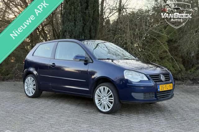 Volkswagen Polo (2006) thumbnail 1