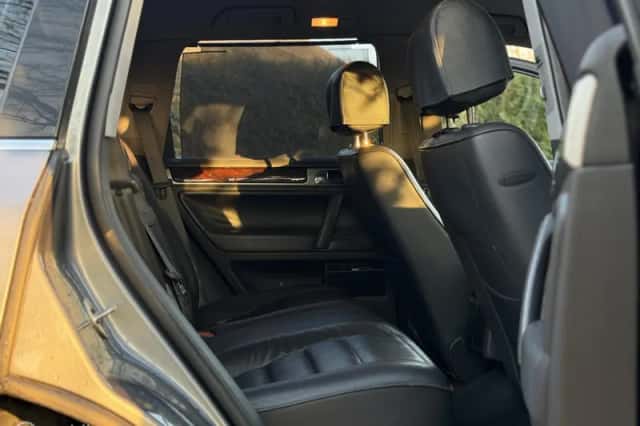 Volkswagen Touareg (2004) thumbnail 5