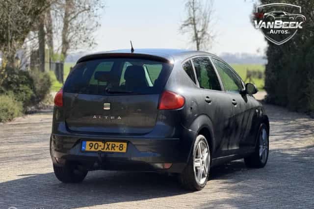 SEAT Altea (2009) thumbnail 2