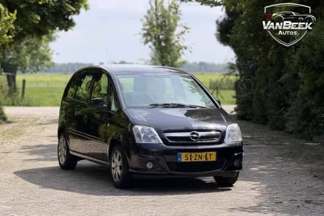 Opel Meriva (2008) thumbnail 1
